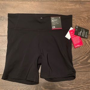 Gap GFast Spandex Short 5” inseam